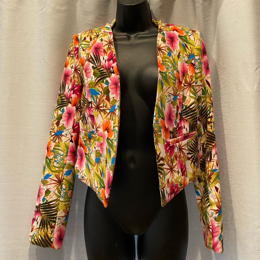 Color floral jacket